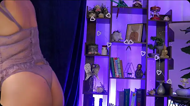 Snapshot of Bailey_Evans chatting on 09/16/25, 04:02 Bailey Evans online show from 09/16/25, 04:02