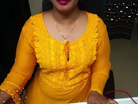 Arushisingh8888 online show from 11/23/25, 11:42