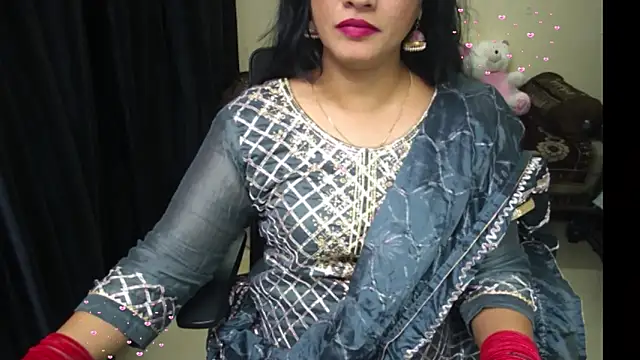 Arushisingh8888 online show from 05/17/26, 03:01