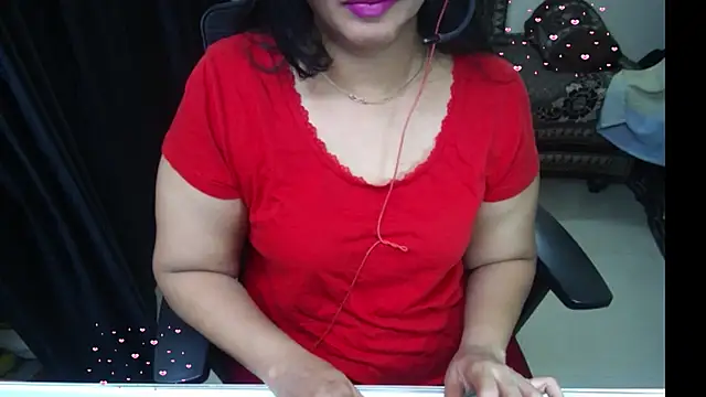 Snapshot of Arushisingh8888 chatting on 06/14/26, 02:18 Arushisingh8888 online show from 06/14/26, 02:18
