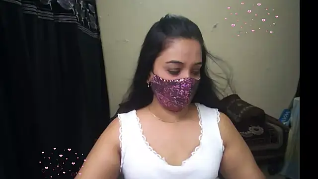 Arushisingh8888 online show from 04/11/26, 11:14