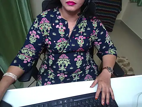 Arushisingh8888 online show from 11/03/25, 01:04