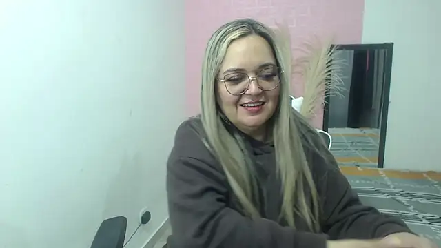 Snapshot of samy_vsn chatting on 07/13/26, 11:48 samy vsn online show from 07/13/26, 11:48