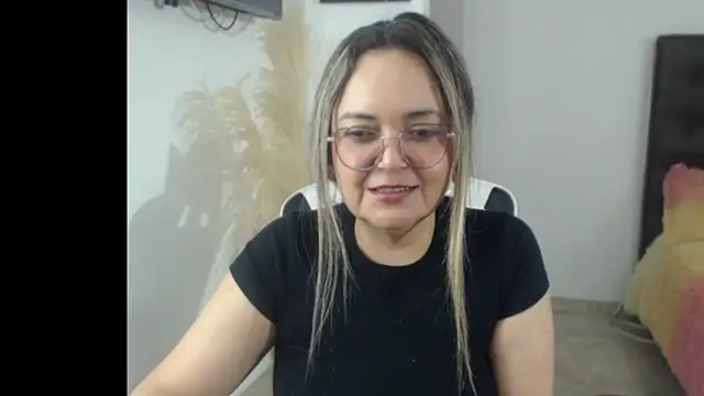 samy vsn online show from 10/27/25, 09:49