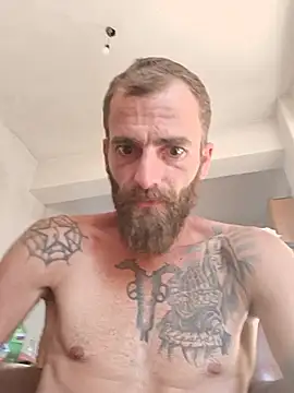 Snapshot of Antonio_Vatooo chatting on 06/19/26, 05:19 Antonio Vatooo online show from 06/19/26, 05:19