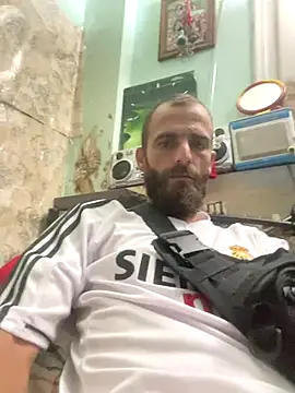 Antonio Vatooo online show from 09/27/25, 08:04