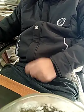 Hot-man39 online show from 12/20/25, 09:56