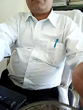 Snapshot of Hot-man39 chatting on 02/19/25, 08:33 Hot-man39 online show from 02/19/25, 08:33