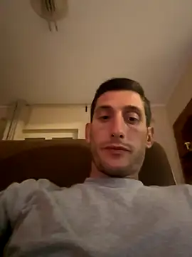 Gionnytav online show from 10/31/25, 06:59