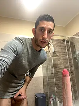 Gionnytav online show from 11/13/25, 04:00