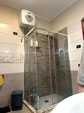 Gionnytav online show from 11/20/25, 04:46