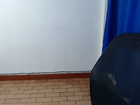 Dana idagiraldo37 online show from 09/25/25, 01:17