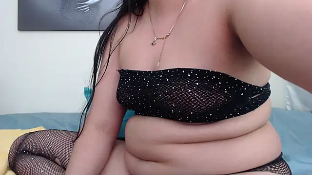 KatrinaRolan online show from 10/23/25, 09:57