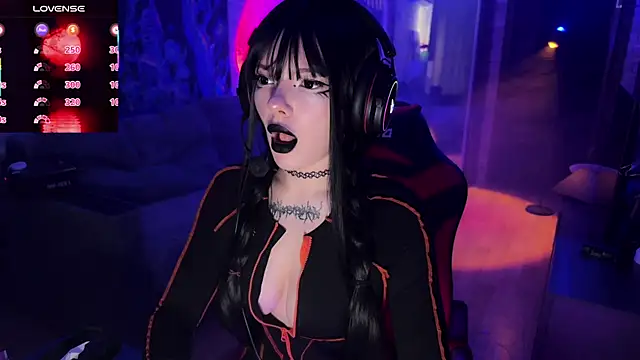 Eva-miller1 online show from 11/02/25, 10:53