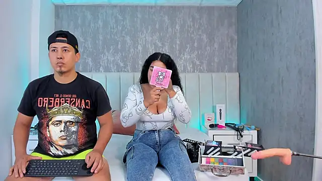 Liana Asaff online show from 03/12/25, 08:31