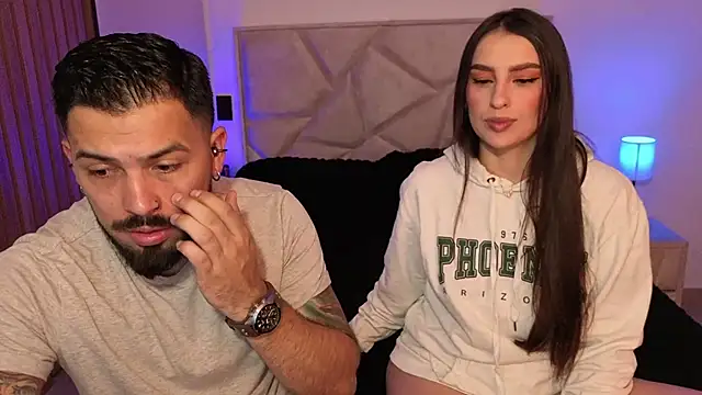 teseo and afroditha  online show from 04/18/26, 03:20