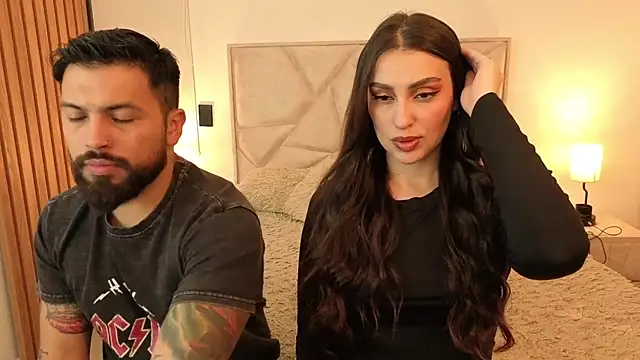 teseo and afroditha  online show from 11/26/25, 04:01