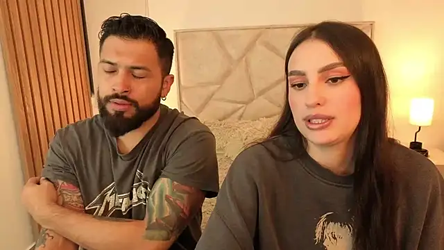 teseo and afroditha  online show from 12/19/25, 04:05