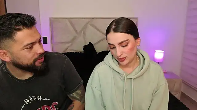 teseo and afroditha  online show from 03/15/26, 03:13