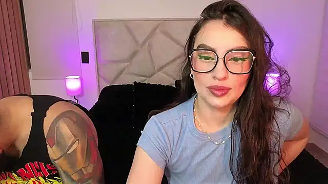 Snapshot of teseo_and_afroditha_ chatting on 03/03/26, 03:13 teseo and afroditha online show from 03/03/26, 03:13