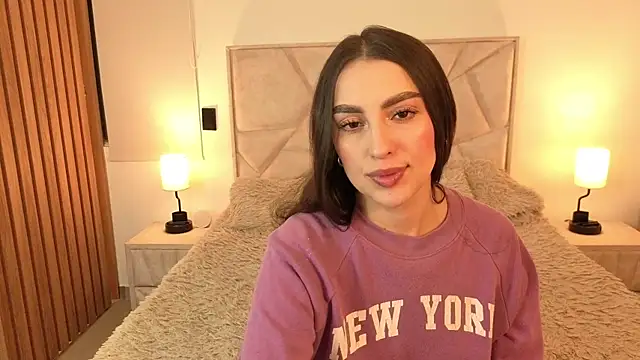 Snapshot of teseo_and_afroditha_ chatting on 01/06/26, 02:48 teseo and afroditha online show from 01/06/26, 02:48