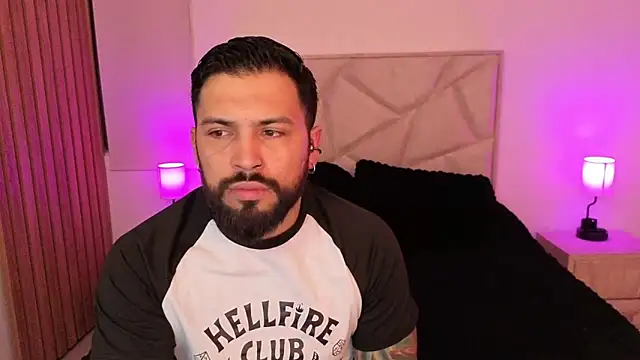 teseo and afroditha  online show from 04/15/26, 03:34