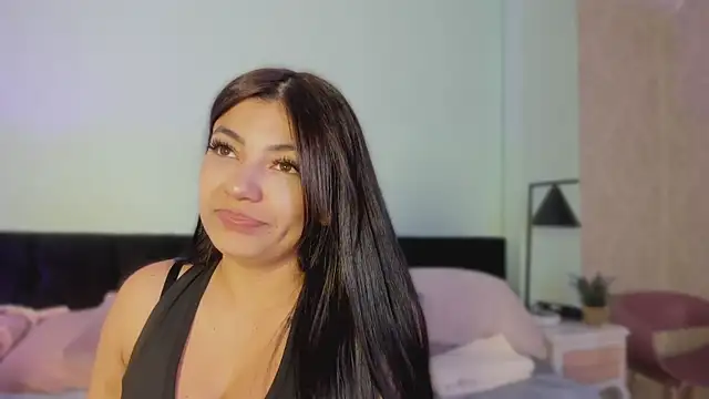 EvaaStevens online show from 11/10/25, 03:06