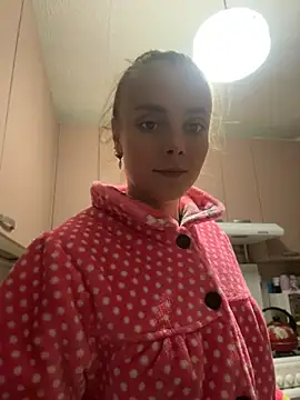 AlisaKissss online show from 04/12/26, 06:55