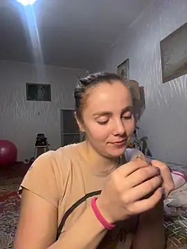 AlisaKissss online show from 11/15/25, 06:56