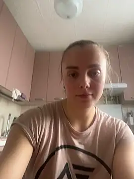 AlisaKissss online show from 02/02/26, 09:30