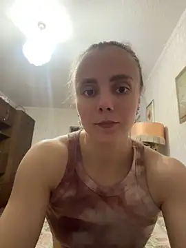 Snapshot of AlisaKissss chatting on 06/15/26, 06:18 AlisaKissss online show from 06/15/26, 06:18