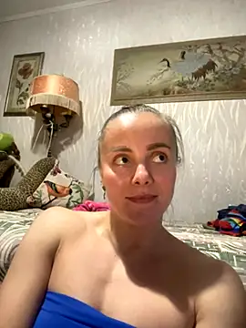 AlisaKissss online show from 10/13/25, 07:26