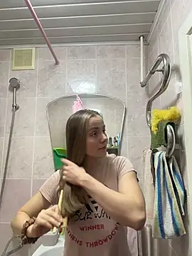 AlisaKissss online show from 02/20/26, 08:00