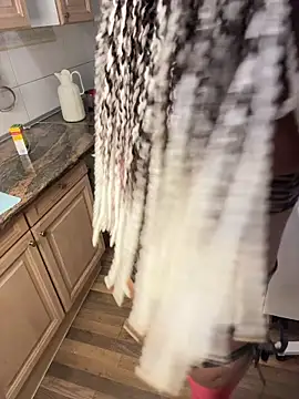 Shantel-Olivia online show from 01/09/26, 08:21