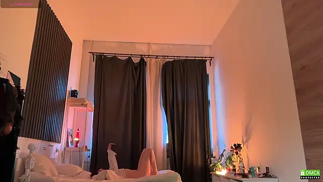 electric babe online show from 03/18/26, 03:35