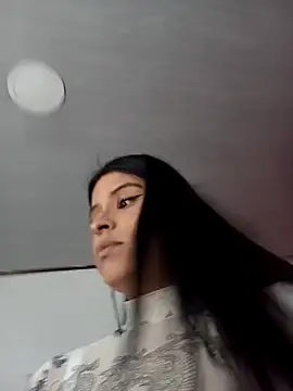 Snapshot of _elektrah chatting on 10/09/25, 09:26  elektrah online show from 10/09/25, 09:26