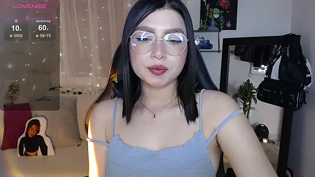 mily thomson b  online show from 09/17/25, 10:23