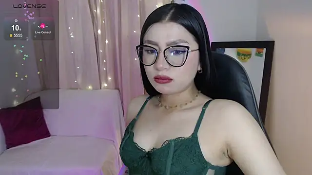 mily thomson b  online show from 05/22/26, 12:19