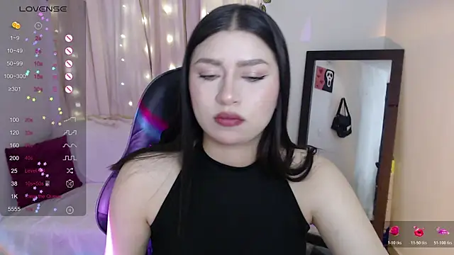 mily thomson b  online show from 04/29/26, 11:55
