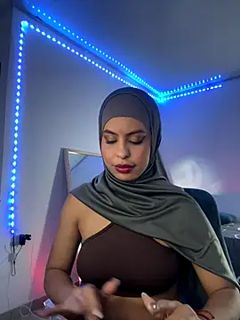 Snapshot of JannaNader12 chatting on 10/06/25, 10:43 JannaNader12 online show from 10/06/25, 10:43