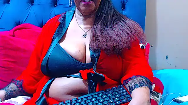 Snapshot of ebonycandy10 chatting on 10/04/25, 04:14 ebonycandy10 online show from 10/04/25, 04:14