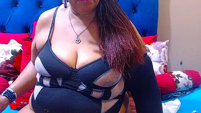 Snapshot of ebonycandy10 chatting on 09/23/25, 03:46 ebonycandy10 online show from 09/23/25, 03:46