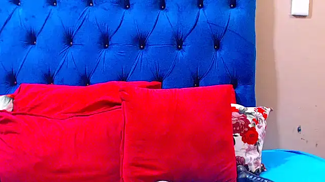 ebonycandy10 online show from 11/18/25, 04:38