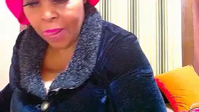 ebonycandy10 online show from 12/02/25, 06:09