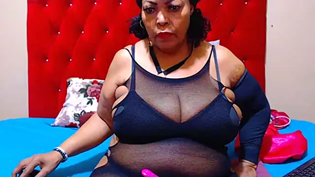 ebonycandy10 online show from 12/18/25, 02:16