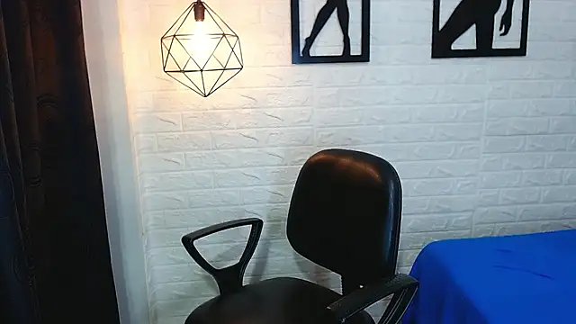 james scott18 online show from 12/04/24, 03:31