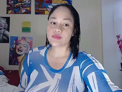 Snapshot of melissa4855 chatting on 11/14/25, 09:40 melissa4855 online show from 11/14/25, 09:40