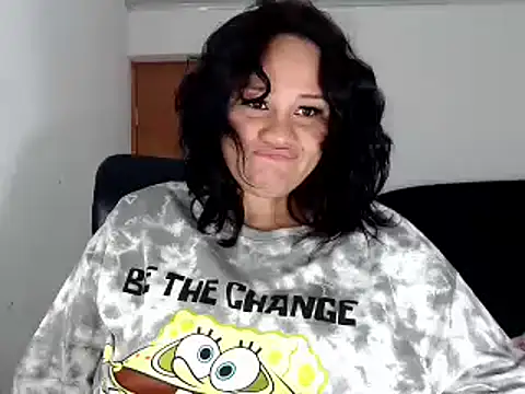 Snapshot of melissa4855 chatting on 01/15/25, 02:49 melissa4855 online show from 01/15/25, 02:49