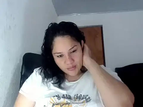 Snapshot of melissa4855 chatting on 01/08/25, 12:05 melissa4855 online show from 01/08/25, 12:05
