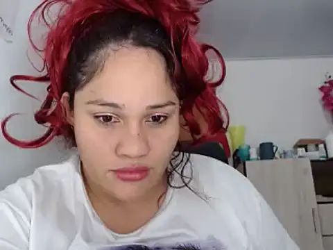 Snapshot of melissa4855 chatting on 12/21/24, 12:53 melissa4855 online show from 12/21/24, 12:53